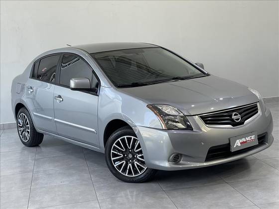 NISSAN SENTRA 2.0 16V FLEX 4P MANUAL NISSAN SENTRA 2.0 16V FLEX 4P MANUAL